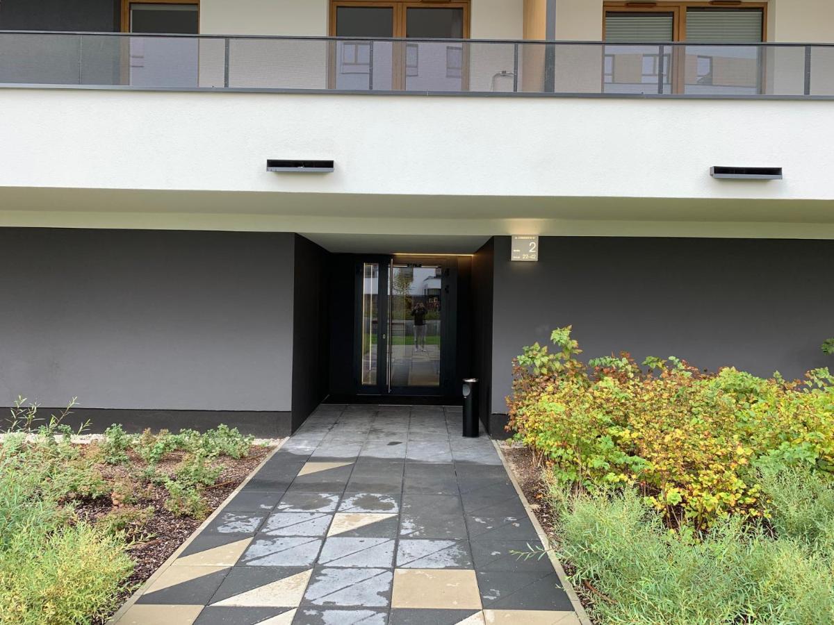 Vizzit Us Premium Apartament *